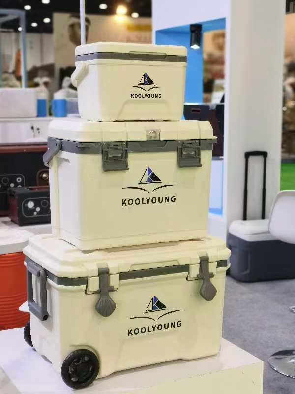 feaadfa5-06b8-4771-aa01-021a749c85ef